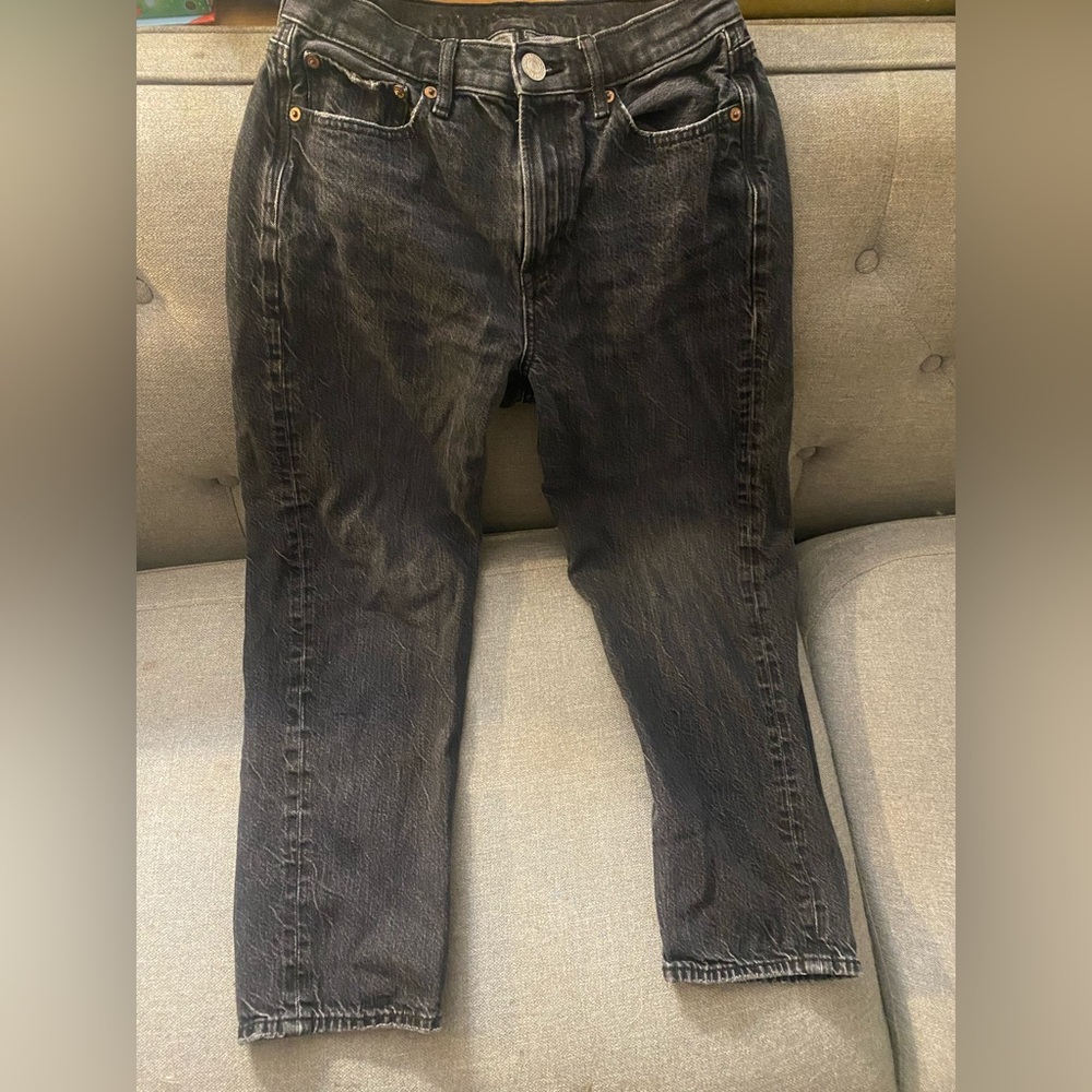 American Eagle jeans size 4 short
